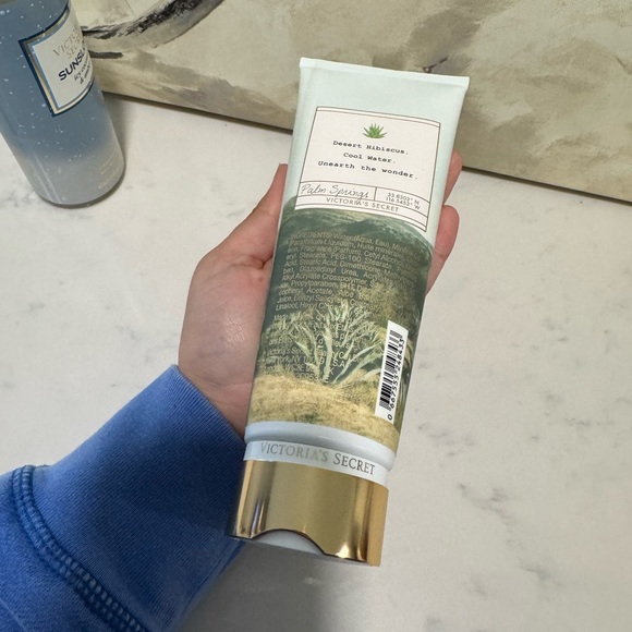 SOLD✨VICTORIA’S SECRET set 🤍 - Picture 8 of 9